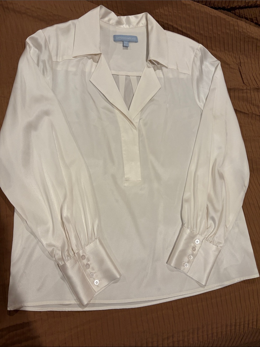 ANTONIO MELANI Cream Silk Pullover Blouse